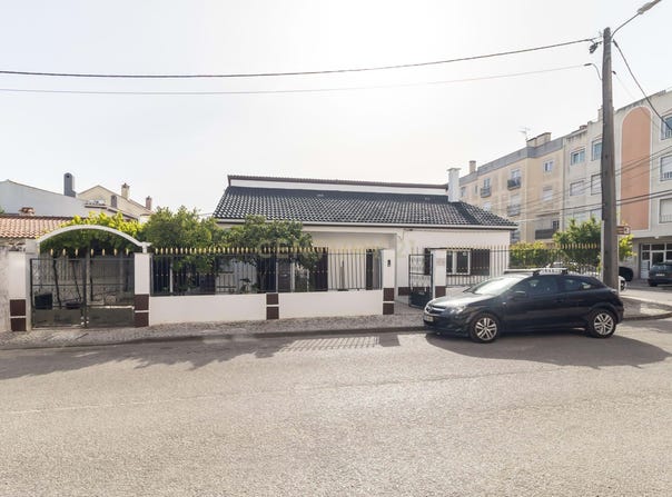 RUA SERRA DA ARRÁBIDA LT 1177, Quinta do Conde, Setubal 2975-163