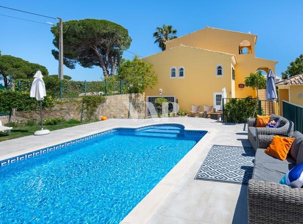 Quarteira, Algarve 8125-507