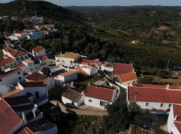 Alte, Algarve 8100