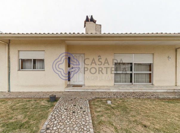 Santa Maria De Lamas, Aveiro Municipality 4535