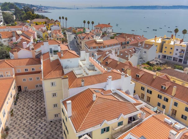 Paco de Arcos, Lisbon 2790