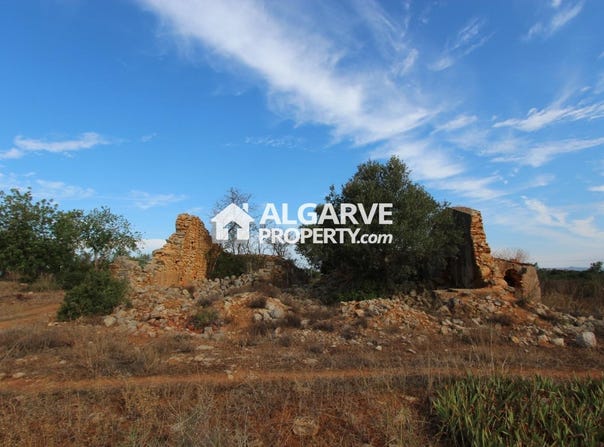Paderne, Algarve 8200