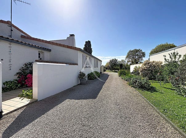 SALLES SUR MER, Nouvelle-Aquitaine 17220