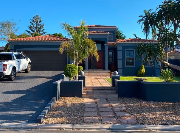 Andre Street 26, Bluewater Bay, Western Cape 7395