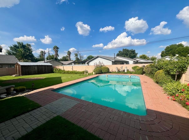 Flamwood, North West 2571