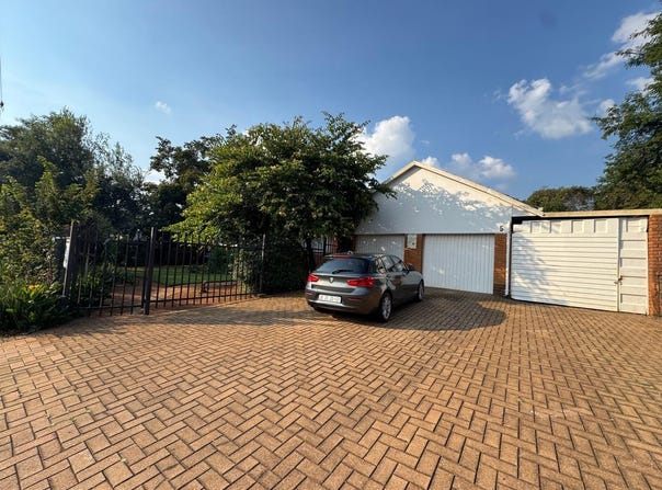 Lyttelton Manor, Gauteng 157