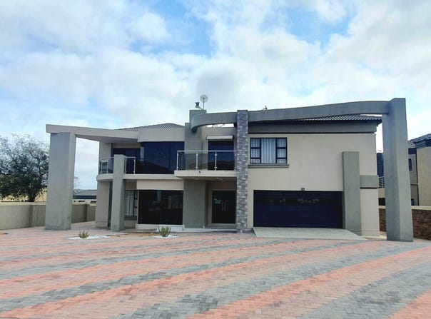 Eagles Crest 24, Bendor, Limpopo 699