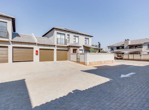 Montana, Gauteng 182