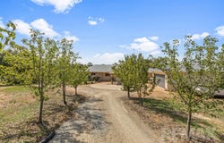 62 Riverview Drive, Moorong, NSW 2650