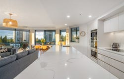21/22 Montgomery Avenue, Main Beach, Qld 4217