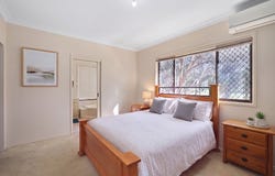 40 Spumante Close, Eschol Park, NSW 2558
