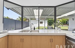 9 Carbridge Way, Duncraig, WA 6023