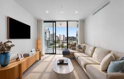 53/1969 Gold Coast Highway, Burleigh Heads, Qld 4220