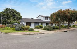 2 Kingston Avenue, Hope Valley, SA 5090