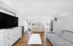 2/1 Whitta Street, Sebastopol, Vic 3356