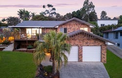15 Darnel Street, Elanora, Qld 4221