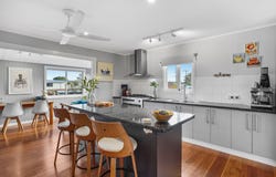 5 Kropp Street, Biggera Waters, Qld 4216