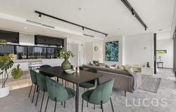 302/68 River Esplanade, Docklands, Vic 3008
