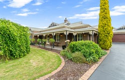 4 Castlereagh Court, Traralgon, Vic 3844