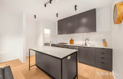 6/811A Doveton Street North, Soldiers Hill, Vic 3350