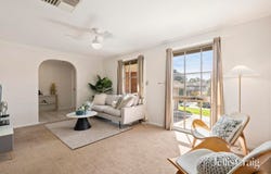 54 Anthony Drive, Chirnside Park, Vic 3116