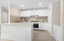 2/43 Gerbera Avenue, Norlane, Vic 3214