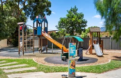 137 Raglan Avenue, South Plympton, SA 5038