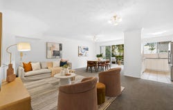 2/31 Swann Road, Taringa, Qld 4068
