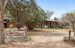 37 Kurrajong Road, Rosenthal Heights, Qld 4370