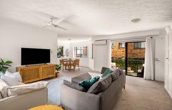 27/138 High Street, Southport, Qld 4215