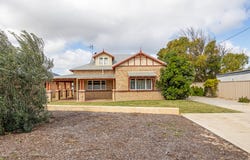 4 Whitburn Place, Jurien Bay, WA 6516