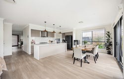 24 Crest Road, Gledswood Hills, NSW 2557