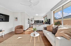 36 Dixon Drive, Holder, ACT 2611