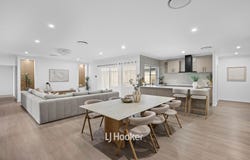 35 Hazelgrove Crescent, Millbridge, WA 6232