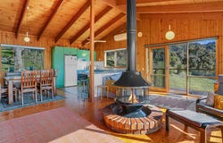 21 Great Ocean Road, Grey River, Vic 3234