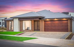 8 Redcraze Road, Bonnie Brook, Vic 3335