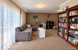 3 Avon Court, Melton West, Vic 3337