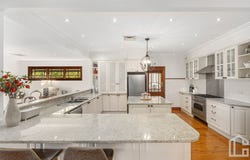 10 Levy Street, Glenbrook, NSW 2773