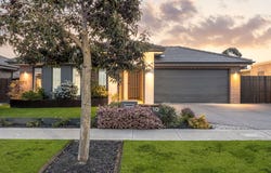 10 Silvercrest Way, Armstrong Creek, Vic 3217