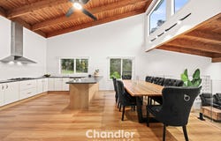 10 Banool Road, Selby, Vic 3159