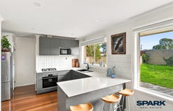6 Bernhardt Avenue, Hoppers Crossing, Vic 3029