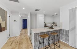 7 Shrubby Walk, Croydon South, Vic 3136