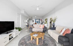 210/41 Harbour Town Drive, Biggera Waters, Qld 4216
