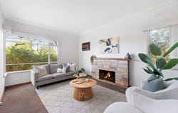 76 Strathallan Road, Macleod, Vic 3085
