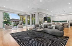 25 Bolton Avenue, Hampton, Vic 3188