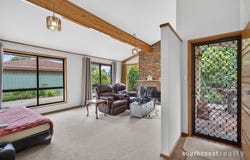 4 Sea Court, Normanville, SA 5204