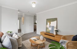 1 Belrose Crescent, Waikiki, WA 6169