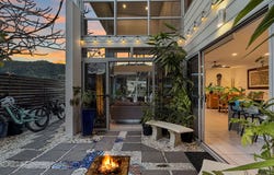2/5 Terrace Place, Nelly Bay, Qld 4819