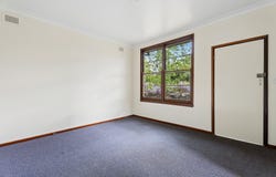 1 Burrawong Crescent, Elderslie, NSW 2570