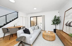 2/6 Leeder Street, Glendalough, WA 6016